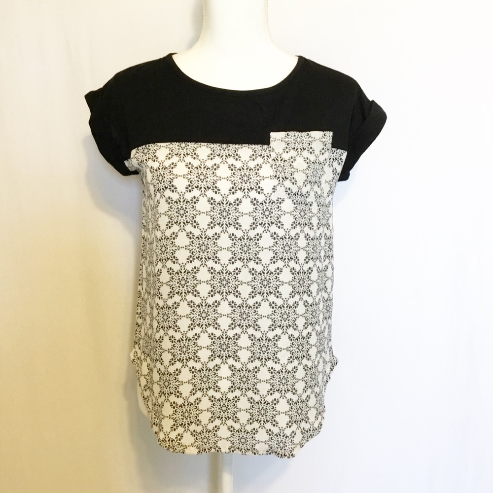 🛍 Jolt Small Summer Top Black & White EUC